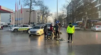 Edirne'de otomobille motosikletin çarpıştığı kaza kamerasında