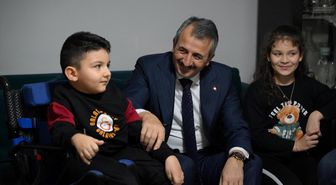 Edirne Valisi Sezer SMA hastası Arel'i ziyaret etti