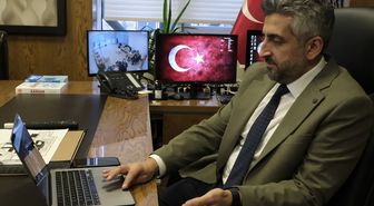 Erol Olçok Eğitim ve Araştırma Hastanesi Başhekimi Gömeç, AA'nın 'Yılın Kareleri' oylamasına katıldı