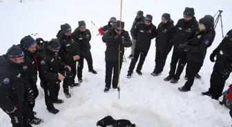 Erzurum'un gönüllü arama kurtarma ekibi çığ olaylarına müdahale için gücünü artırıyor