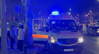 Fatih'te İETT otobüsünün çarptığı yaya yaralandı