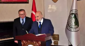 İçişleri Bakan Yardımcısı Sağlam: 'Suç işleyen ne Türkiye'de ne de Avrupa'da elini kolunu sallayarak gezemeyecek'