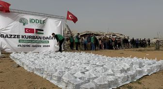 İDDEF, Gazze'de sıcak yemek dağıtımlarını sürdürüyor