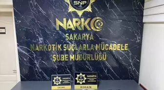 İstanbul'dan Adana'ya uyuşturucu götürürken Sakarya'da yakalanan 2 şüpheli tutuklandı