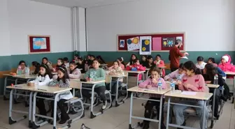 Karlova'da umre ödüllü siyer sınavı yapıldı