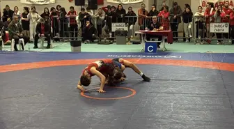 Kocaeli'deki 17 Yaş Altı Türkiye Güreş Şampiyonası sona erdi