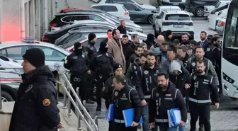 Kusurlu araçların para karşılığı muayene istasyonundan geçirilmesine yönelik operasyonda 13 gözaltı