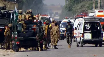 Pakistan'da ne oldu? SON DAKİKA! Pakistan'da camide saldırı mı oldu, hangi camiye saldırı yapıldı?