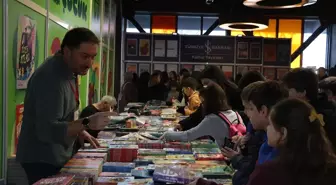 Sakarya'da 'Çocuk Edebiyatı Fuarı' kapılarını açtı