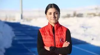 Türkiye rekoru sahibi milli atlet Elif'in Portekiz'deki hedefi 'kürsü'