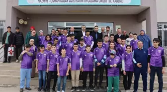 Vezirköprü'de özel gereksinimli öğrencilere Samsunspor forması hediye edildi