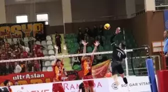 Voleybol: SMS Grup Efeler Ligi