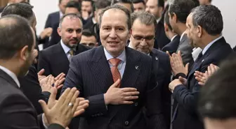 Yeniden Refah Partisi Genel Başkanı Erbakan, İl Başkanları Toplantısı öncesi açıklamalarda bulundu Açıklaması