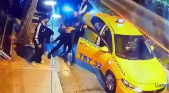 Avcılar'da 4 kişiden fazla yolcu kabul etmeyen taksi şoförünü tehdit etti, aracı tekmeledi
