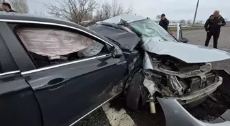 Bingöl'de feci kaza: Baba ile oğlu öldü, 4 kişi yaralandı