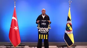 Fenerbahçe, Anderson Talisca'nın sözleşmesini 2 yıl uzattı