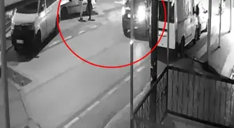 Bursa'da Kahvehanede Silahlı Saldırı: 2 Kişi Ağır Yaralandı