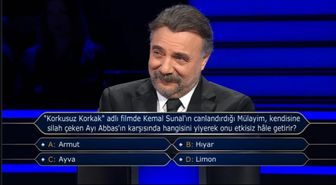 'Korkusuz Korkak' adlı filmde Kemal Sunal'ın canlandırdığı Mülayim, kendisine silah çeken Ayı Abbas'ın karşısında hangisini yiyerek onu etkisiz hâle..