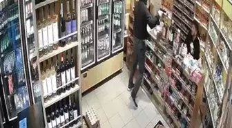 Şişli'de tekel bayinde silahlı saldırı; sandalyeyle kendini korumaya çalıştı