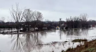 Turuncu alarm verilen Meriç Nehri'nde debi düşüşe geçti