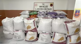 Van'da 3,5 Milyon TL Değerinde Gümrük Kaçağı Gıda Ele Geçirildi
