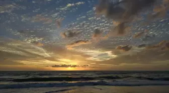 Hatay'da güneşin batışı görsel şölene dönüştü