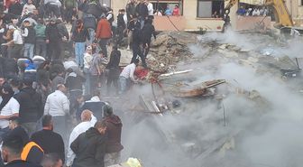 Lübnan'ın kuzeyindeki Trablusşam'da eski bir bina çöktü: 6 ölü, 7 yaralı