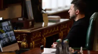 Zelenskiy: Kiev'de 1400'den fazla apartman ısıtmasız kaldı