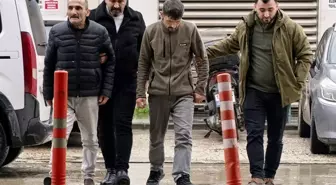 Alkollüyken tartıştıkları arkadaşını fırça sapıyla darbeden 2 şüpheli tutuklandı