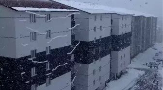 Bitlis'te kardan kapanan 125 köy ve mezra yolu ulaşıma açıldı