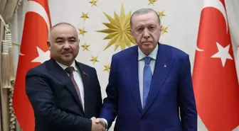 Cumhurbaşkanı Erdoğan, Kırgızistan Parlamento Başkanı Uulu'yu kabul etti