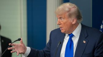 Trump: Köprü anlaşmazlığı nedeniyle Kanada ile müzakerelere başlayacağız