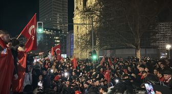 A Milli Futbol Takımı'nın Dünya Kupası'na katılması Berlin'de coşkuyla kutlandı
