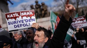ABD ve İsrail'in İran'a yönelik saldırıları Fatih ve Küçükçekmece'de protesto edildi
