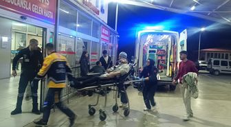 Adana'da bıçaklı kavgada iki kişi yaralandı