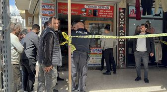 Adana'da iş yerinde silahlı saldırıya uğrayan esnaf hayatını kaybetti