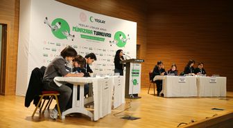 Adana'da Yeşilay Liseler Arası Münazara Turnuvası'nın bölge finali yapıldı