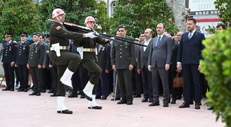 Adana, Mersin, Osmaniye ilçelerinde Çanakkale Deniz Zaferi'nin 111. yıl dönümü kutlandı