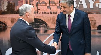Adana ve Osmaniye'de bayramlaşma programı düzenlendi
