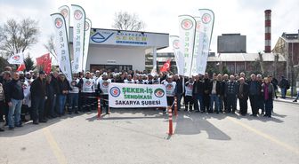 Adapazarı Şeker Fabrikasının 'satış sürecine' ilişkin basın açıklaması yapıldı