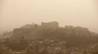 Afrika tozu, Atina'da gökyüzünü sarıya boyadı