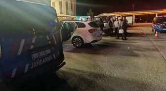 Afyonkarahisar'da park halindeki araçta bir kişi ölü bulundu