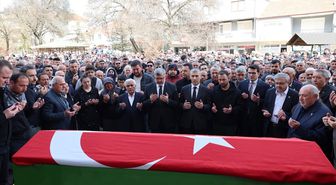 Afyonkarahisar'da vefat eden AK Parti Evciler İlçe Başkanı Savaş'ın cenazesi toprağa verildi