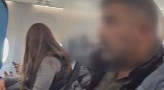 AJet uçağında sigara içen yolcu kara listeye alındı
