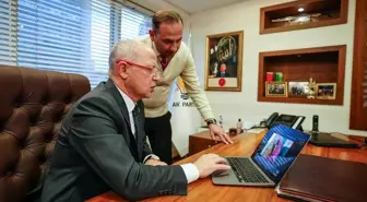 AK Parti Bursa İl Başkanı Gürkan AA'nın 'Yılın Kareleri' oylamasına katıldı