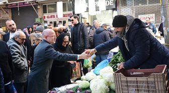 AK Parti Bursa İl Başkanı Gürkan esnaf ziyaretinde bulundu