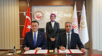 AK Parti'li Hatipoğlu'nun kente kazandıracağı 'Kız Çocuk Evleri Sitesi' için protokol imzalandı