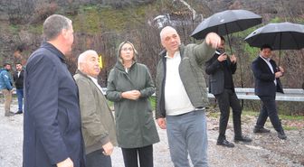 AK Partili Çankırı çöken Ödemiş-Turgutlu yolunda incelemede bulundu