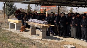 Aksaray'daki trafik kazasında ölen kuzenlerin cenazesi köylerinde toprağa verildi