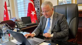 Aksaray Valisi Duru, AA'nın 'Yılın Kareleri' oylamasına katıldı